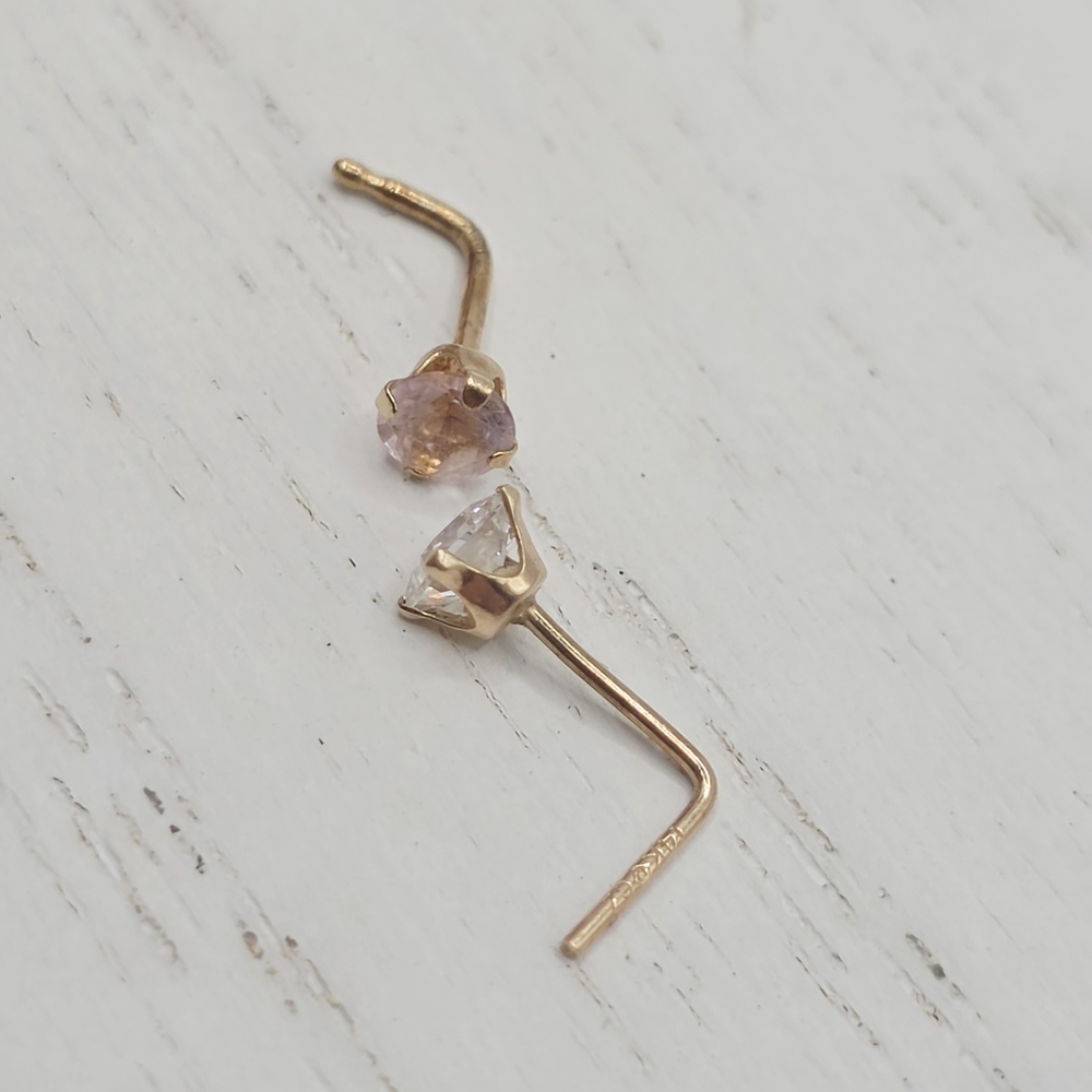 14kt Yellow Gold Nose Studd